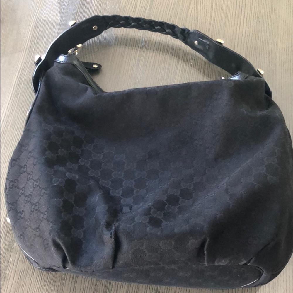 Gucci gg supreme canvas hobo bag